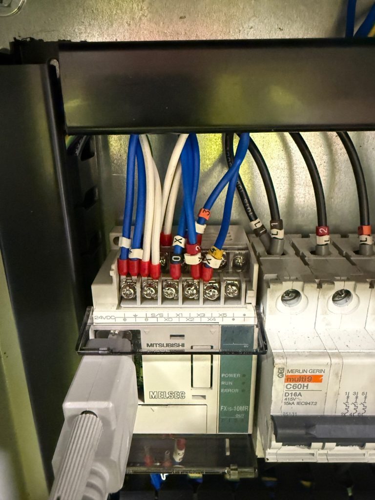 Mitsubishi FX1s PLC Mitsubishi FX1s PLC in control panel