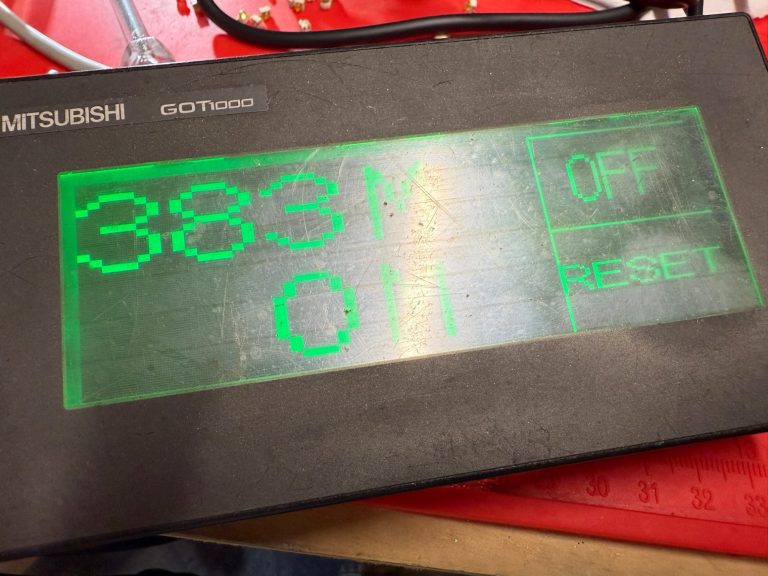 GOT1000 HMI HMI communicating with PLC